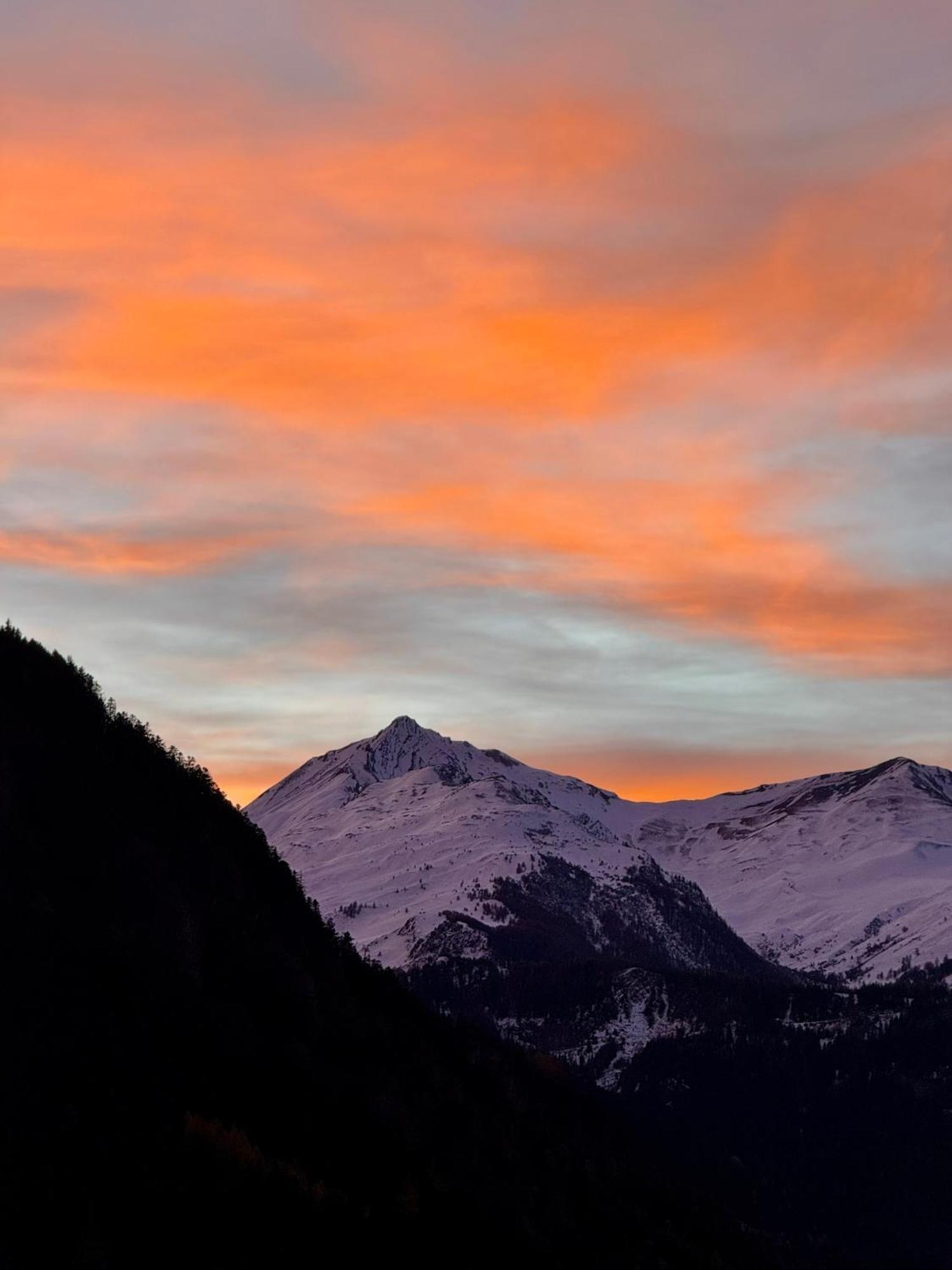 Cozyloge, Orelle & Les 3 Vallees ภายนอก รูปภาพ